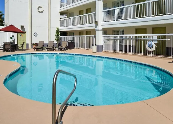 Baymont Inn & Suites By Wyndham Tempe University/Phoenix 3*